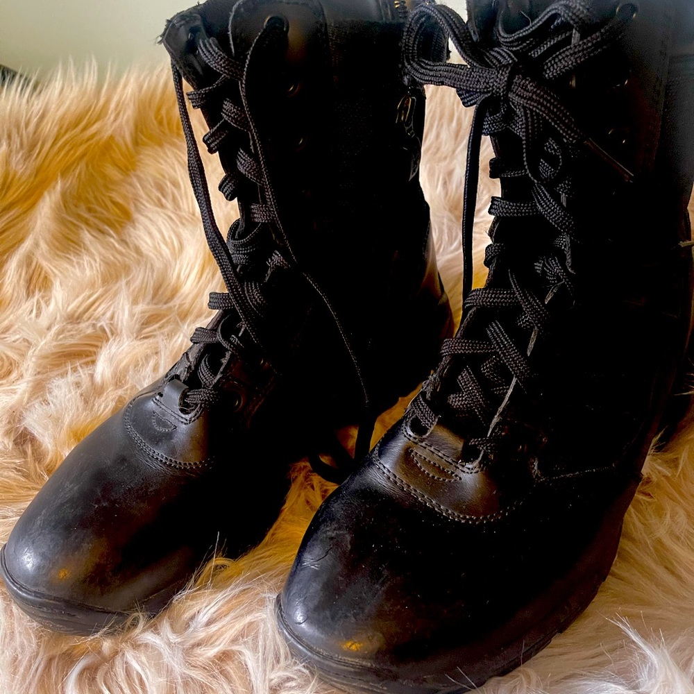 Magnum Tactical Leather Side Zip Lace Up Boots Size 10 Unisex
